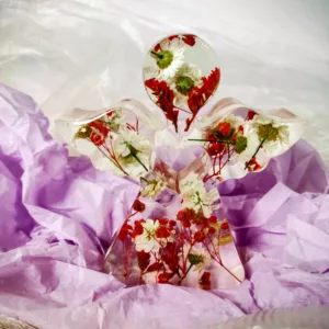 Ange avec fleurs séchées – Image 3