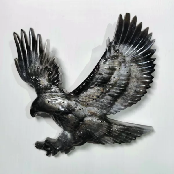 Petit aigle en envol