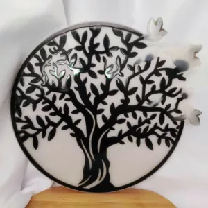 Arbre de vie avec hirondelle
